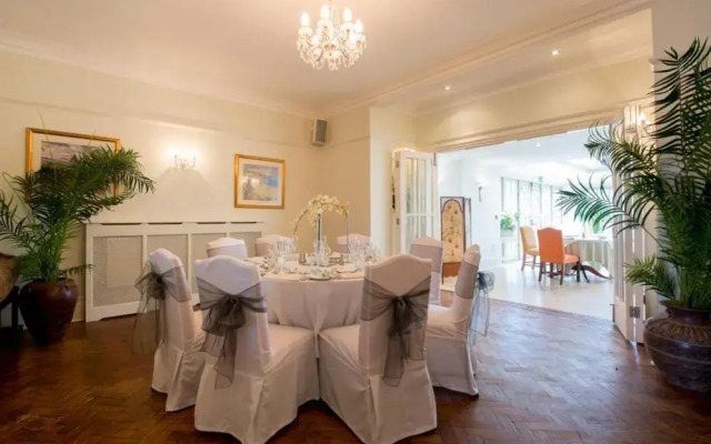 The Old Vicarage Restaurant with Rooms