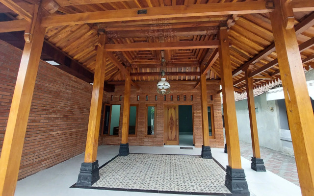 Omah Joglo Piyungan