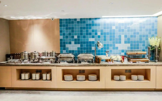 Home Inn NEO (Xiaolingwei Subway Station, Nanjing Zhongshanling Scenic Area)