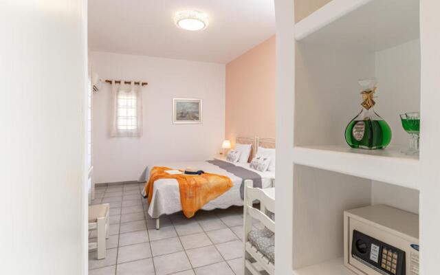 Zanneta Apartments and Suites