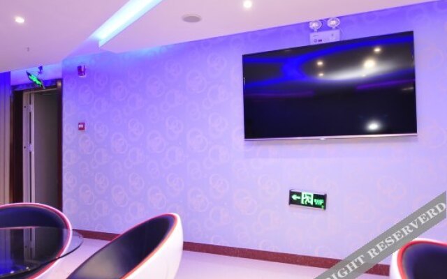 Zhumengzhe Capsule Hotel (Kunming Railway Station)