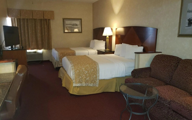 A Victory Suites Warren