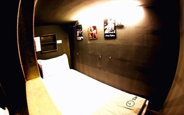 Time House Chain Hualien Train Station Hostel
