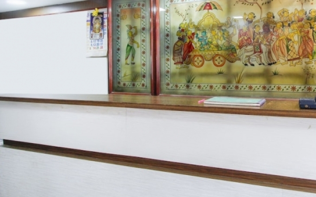 Hotel Meenakshi by OYO Rooms