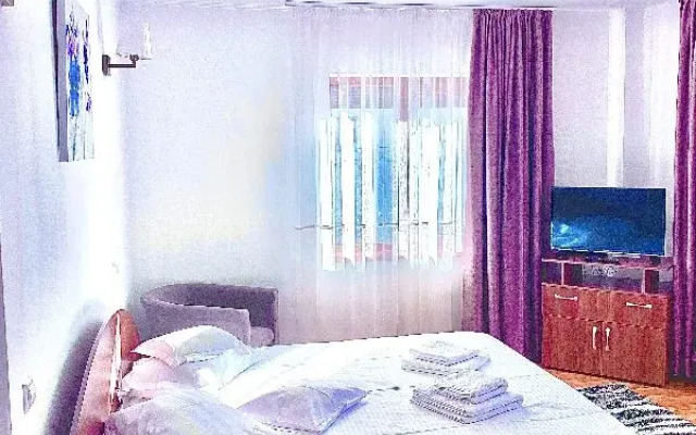 Casa Ador