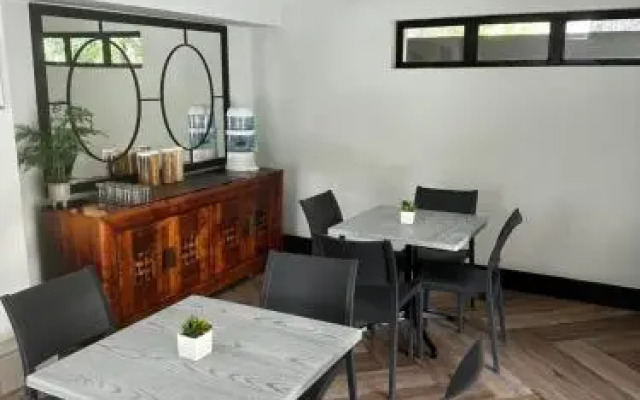 The Guesthouse 6 on Vrede