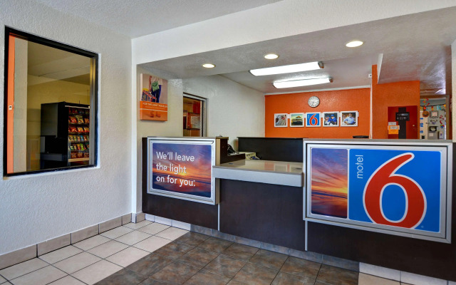 Motel 6 Dania Beach