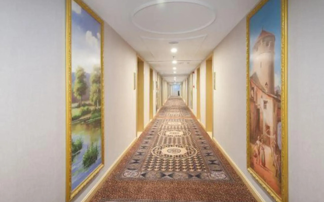 Huaiyan Hotel