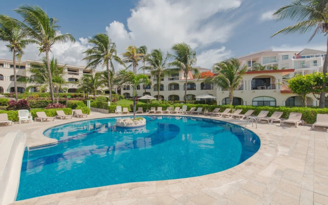 Xaman Ha Condominium by ChezPlaya