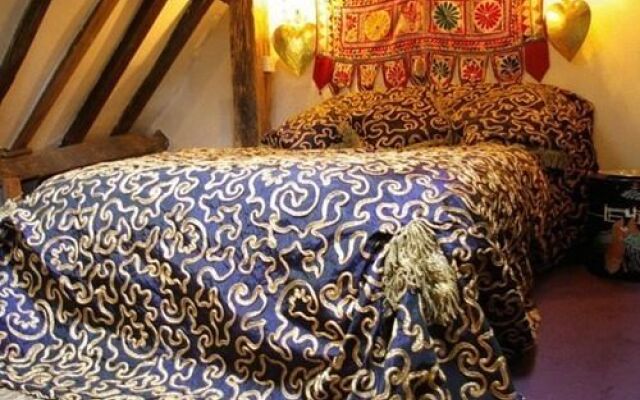 Priory House & Oriental Brew House