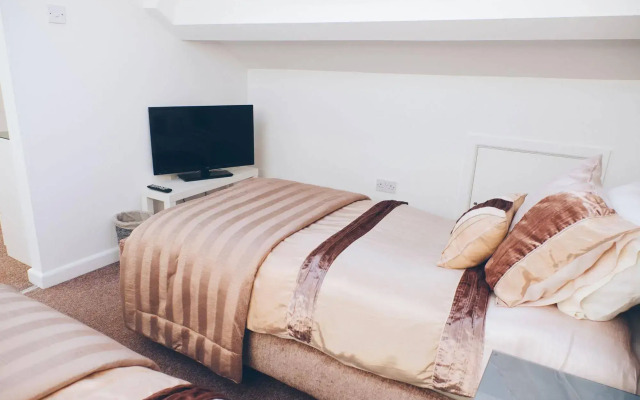 The Penthouse - Simple2let Serviced Apartments