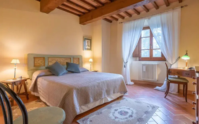 Holiday Home in Tuscany With Pool & BBQ