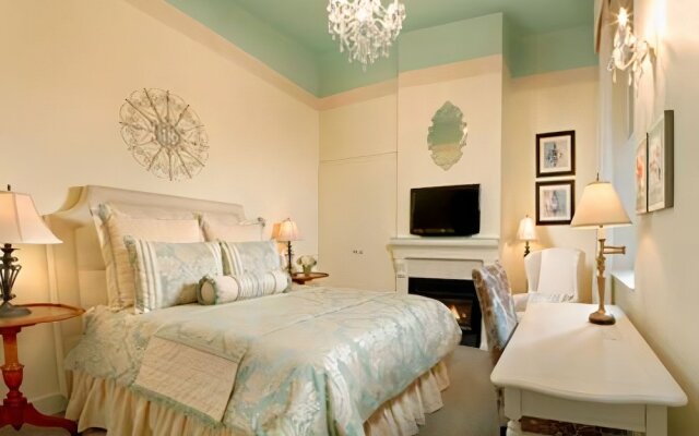 Union Bank Inn