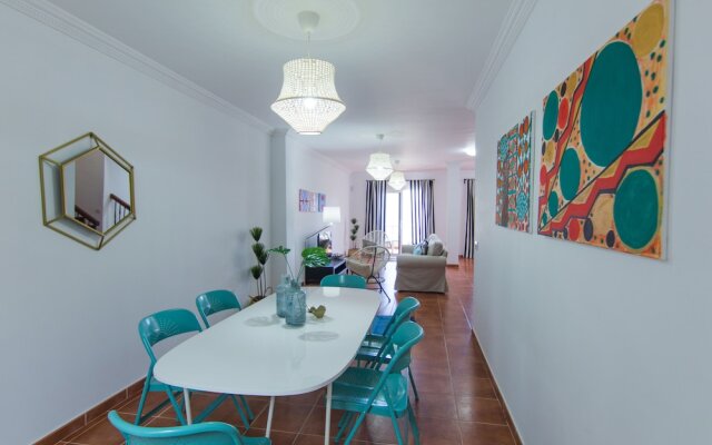 Live Malpais House