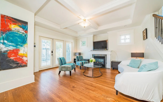 Timeless Retreat Near Central Vancouver