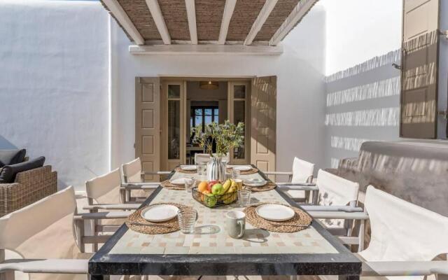 Villa Thalia - 4 BDRM - Mykonos Town in 200m - MG Villas