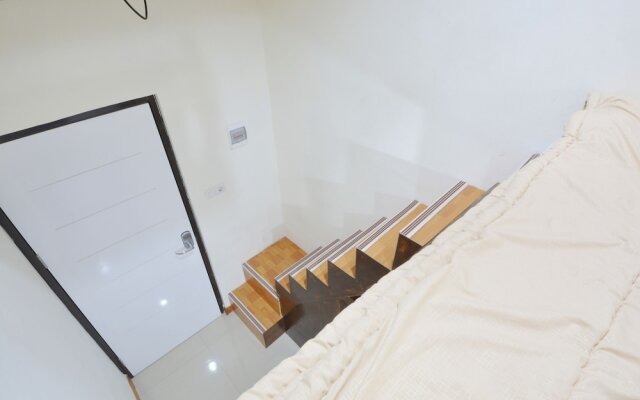 ZEN Rooms Basic Tanjung Duren Syariah