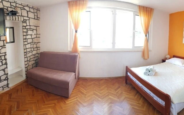 Žarko - 50m From the sea - H
