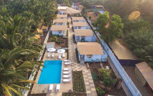 The White Resort