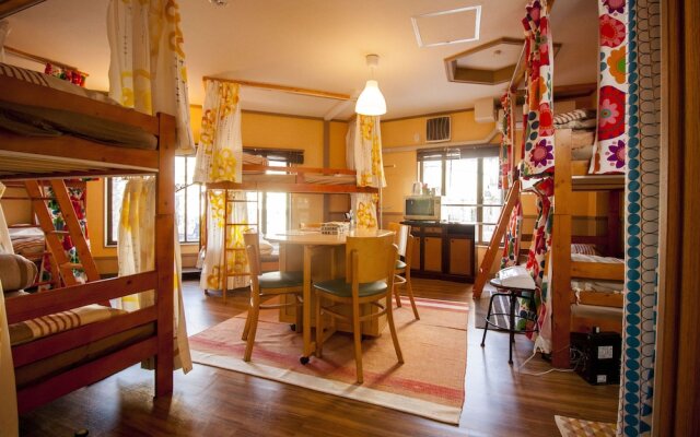Honeycomb Hostel