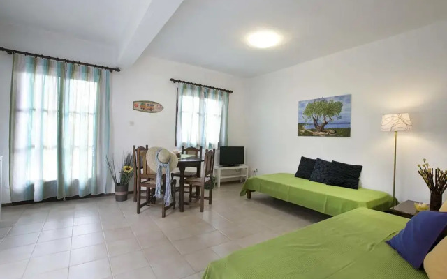 Neria Summer Houses