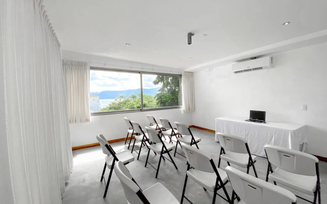 Equinoccio Hotel