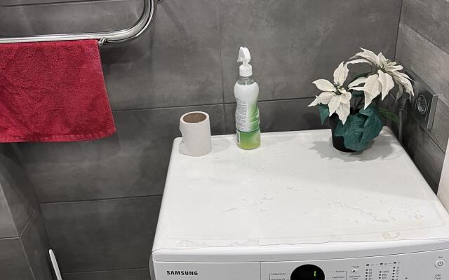 Апартаменты на улице Забалуева 96