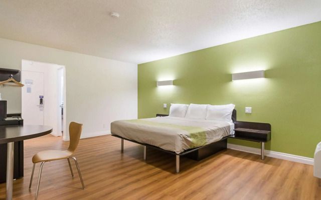 Motel 6 Santa Maria, CA - South