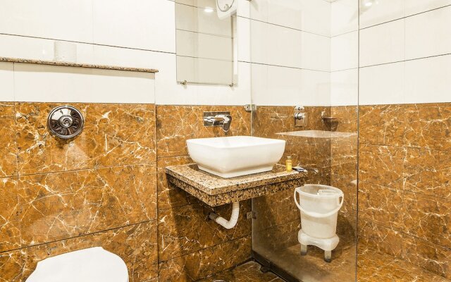 FabHotel Rosewood Inn