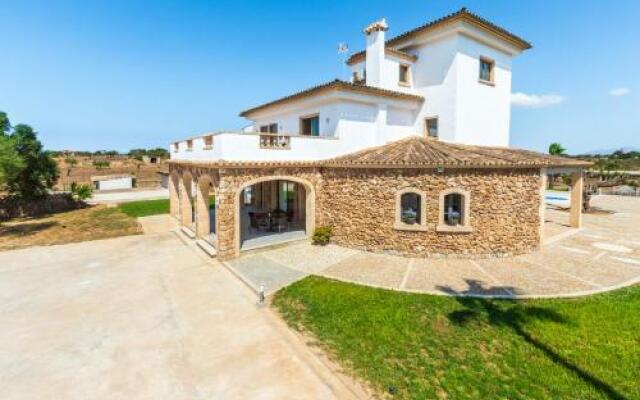 Villa Can Turquesa / Casa Turquesa