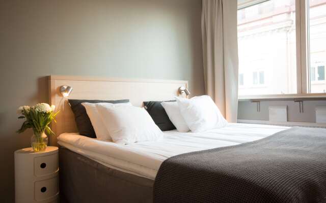 Hotell Aston