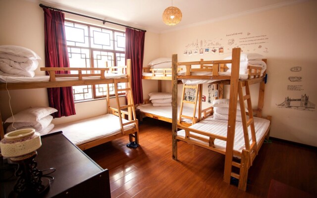 Lijiang Peach Hostel