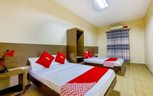 Metro Deluxe Residences