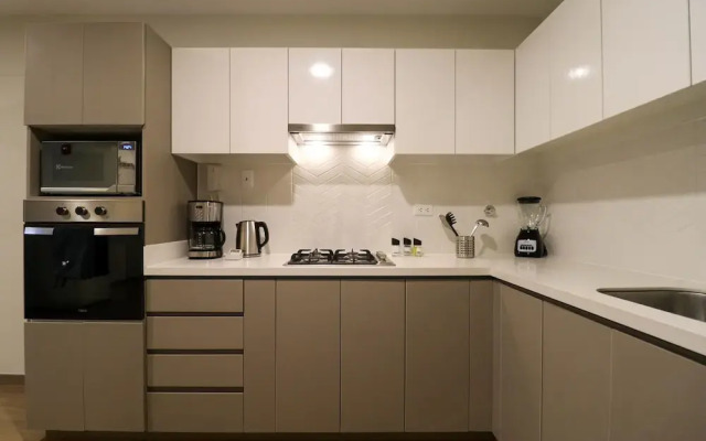 w Delightful 2BR w Balcony in Miraflores