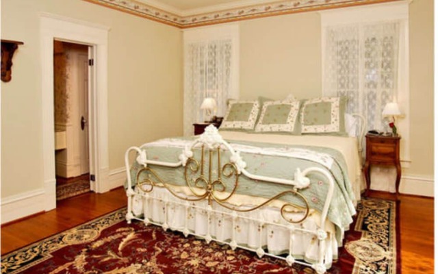 Corinthian Bed Breakfast