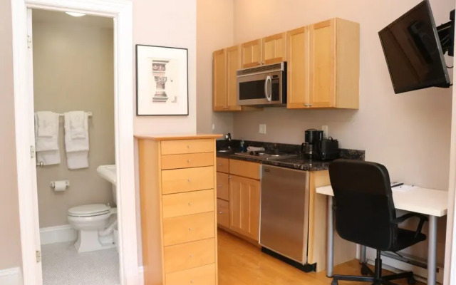 Maverick Suites at 402 Columbus Ave