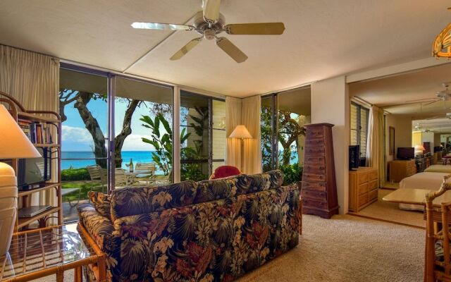 Napili Point A8 by RedAwning
