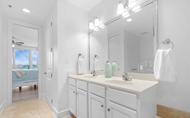 Sailmakers Place 302