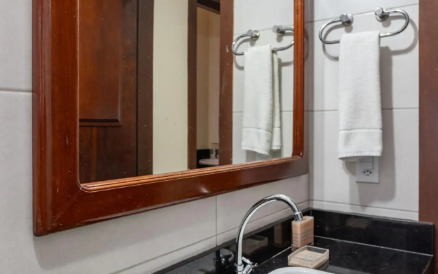 Pineapples BUZ215 | Apart Hotel Pet Friendly