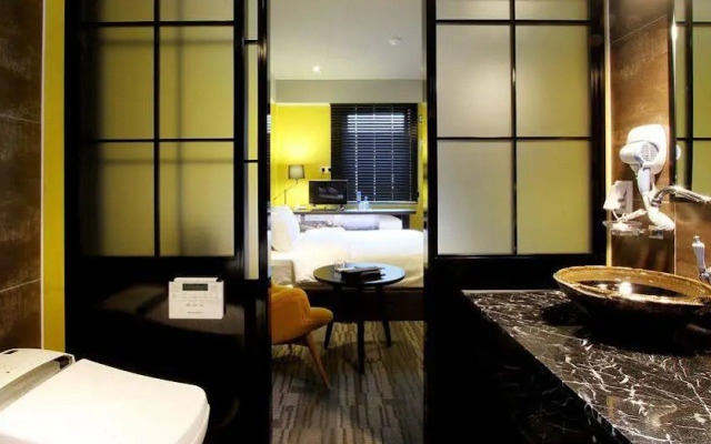 Rich Diamond Hotel
