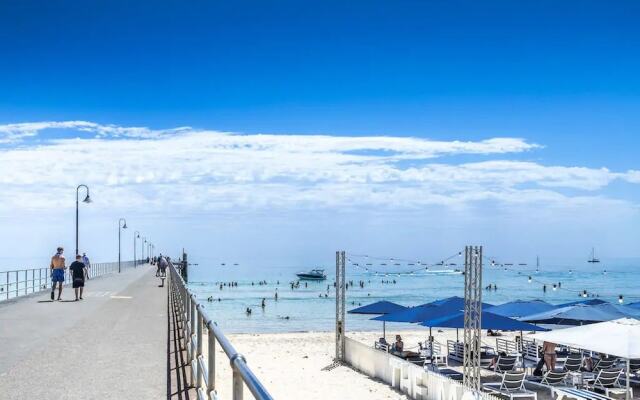 Hi 5 Luxury Holiday Apartments