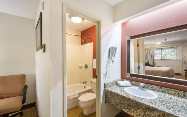 Red Roof Inn Tampa Busch