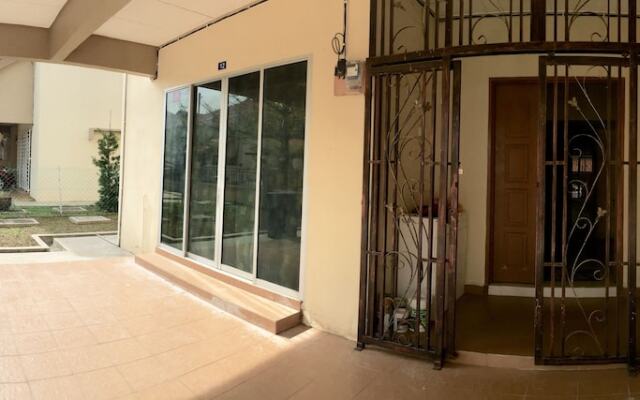 Lily Homestay Kangar