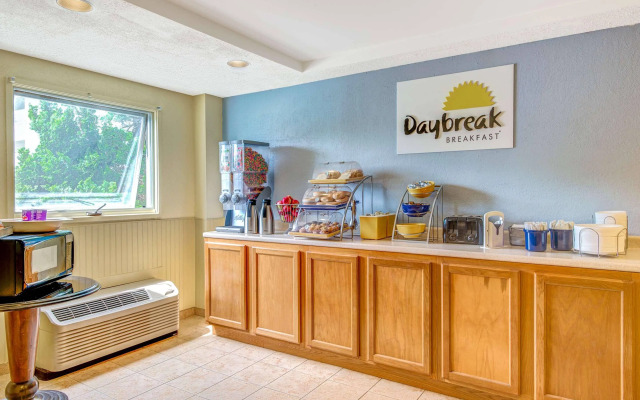 Days Inn by Wyndham Shrewsbury Worcester