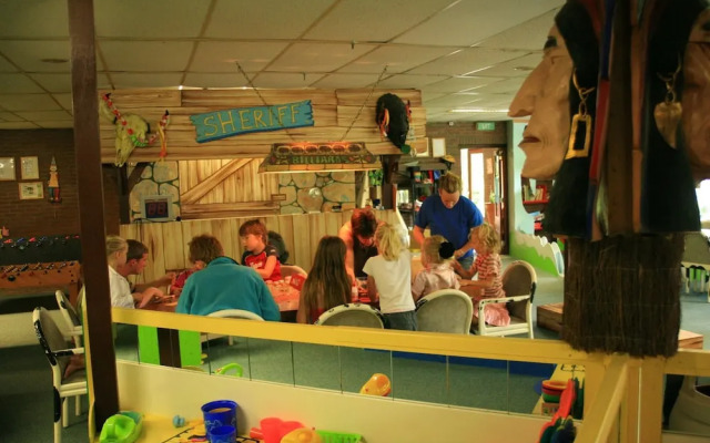 Family Retreat With Garden