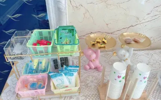 Yeste Hotel (Baise Zhuzhou Bridge No. 5 Middle School)