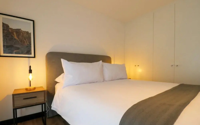 w Fabulous 2BR w Impressive Deco in San Isidro