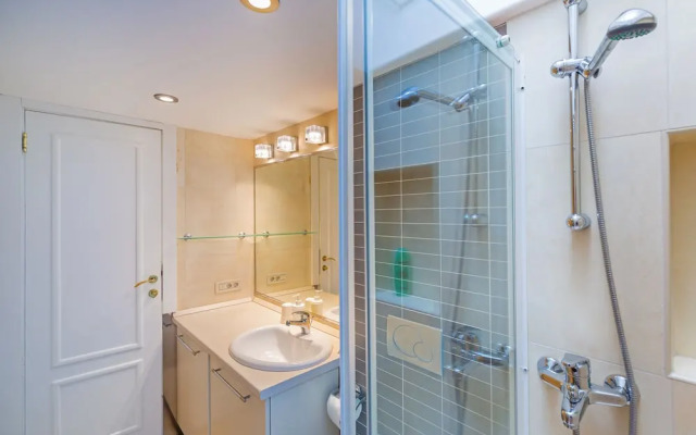 Apartment Bona Palace