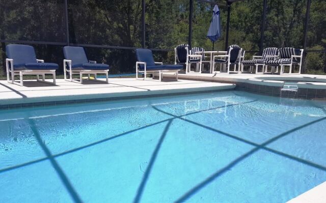 Spacious 6 Bedroom Villa