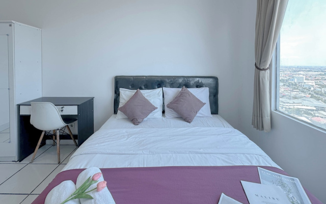 Chic And Sleek Studio At The City Square Surabaya Apartment